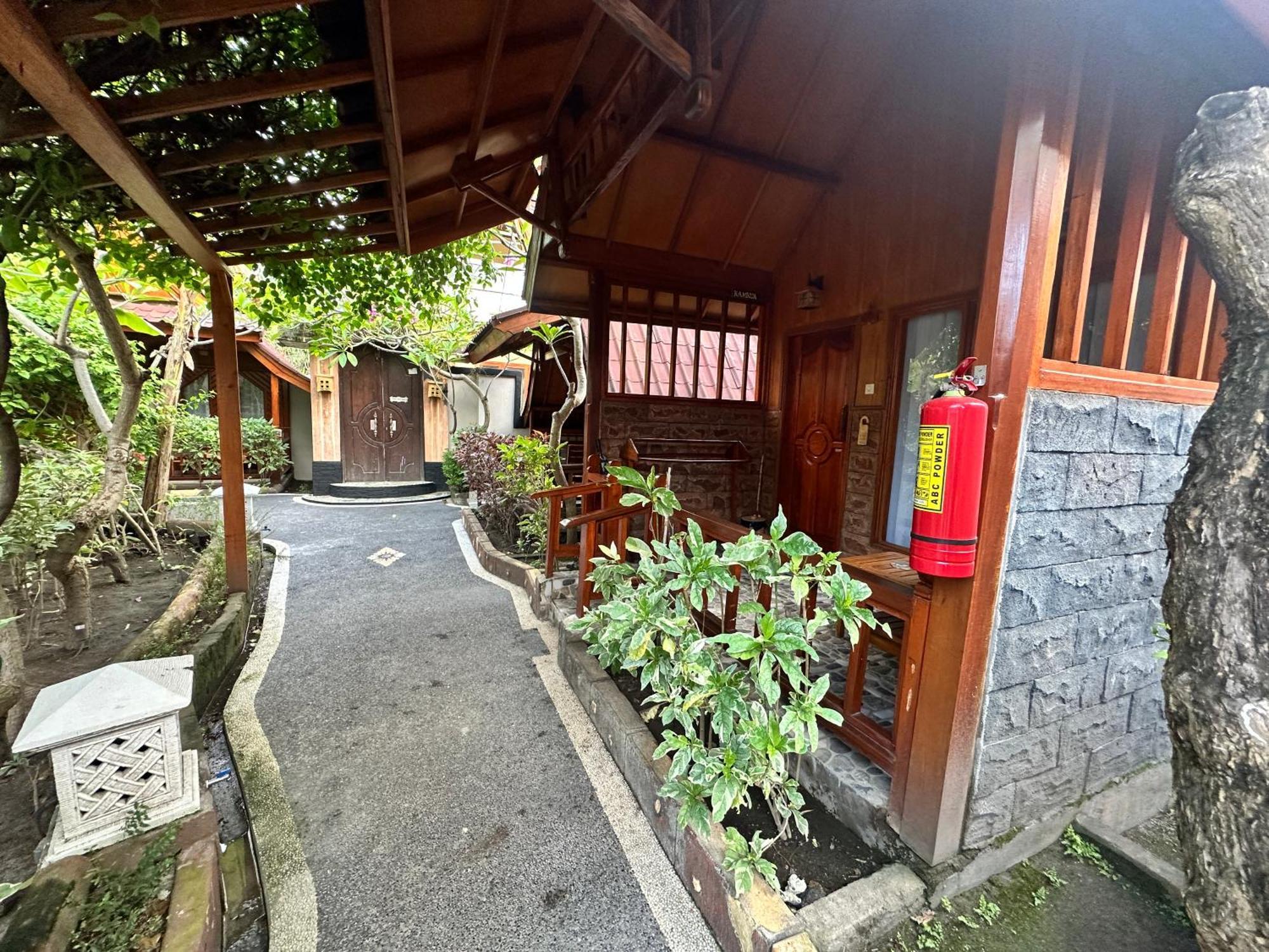 Sunny Rose Bungalows Gili Air - Adults Only 外观 照片
